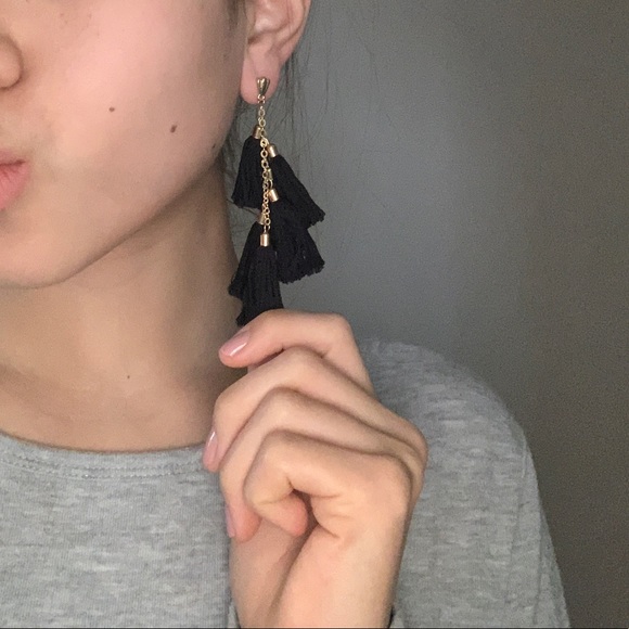 Black Multi-Tassel Earrings - Picture 3 of 4
